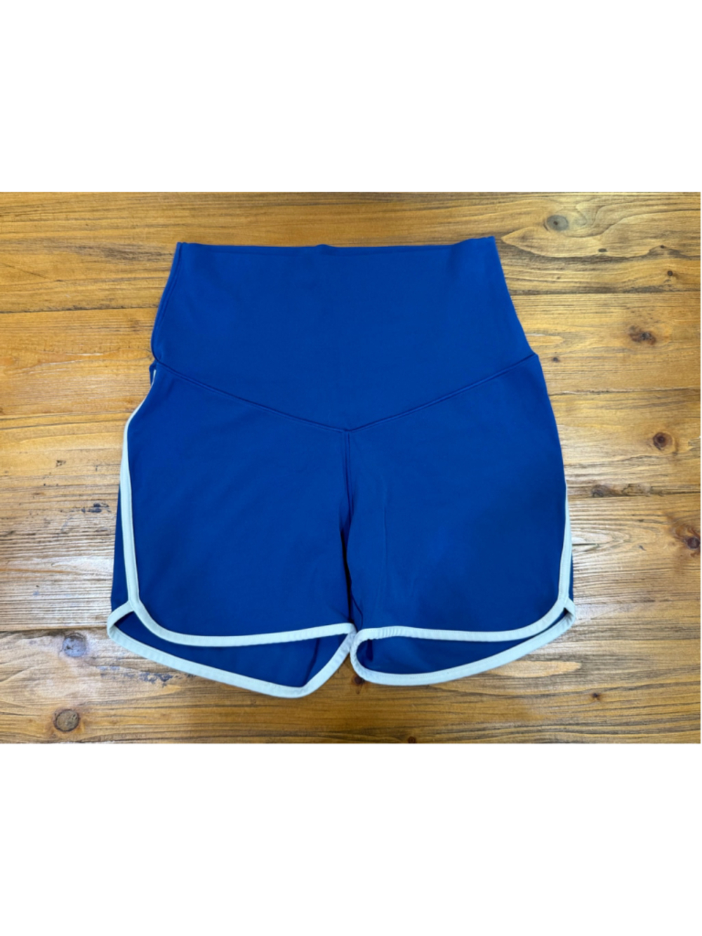 OFFLINE by Aerie Athletic Shorts Size M Blue White